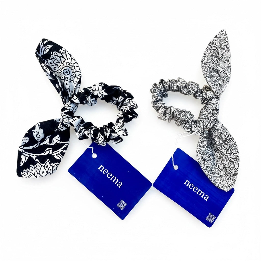 Bow scrunchies
