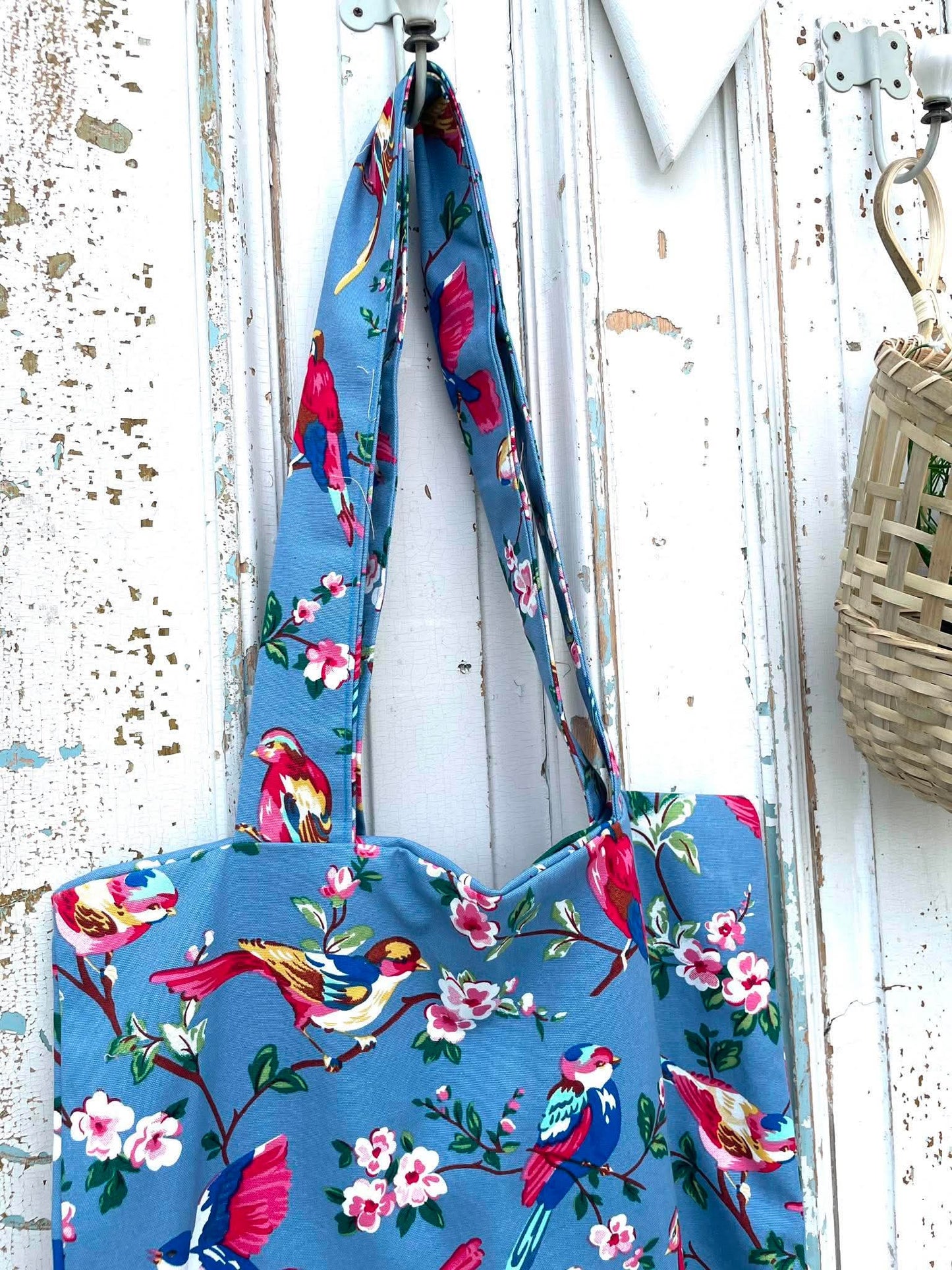 Tote bag