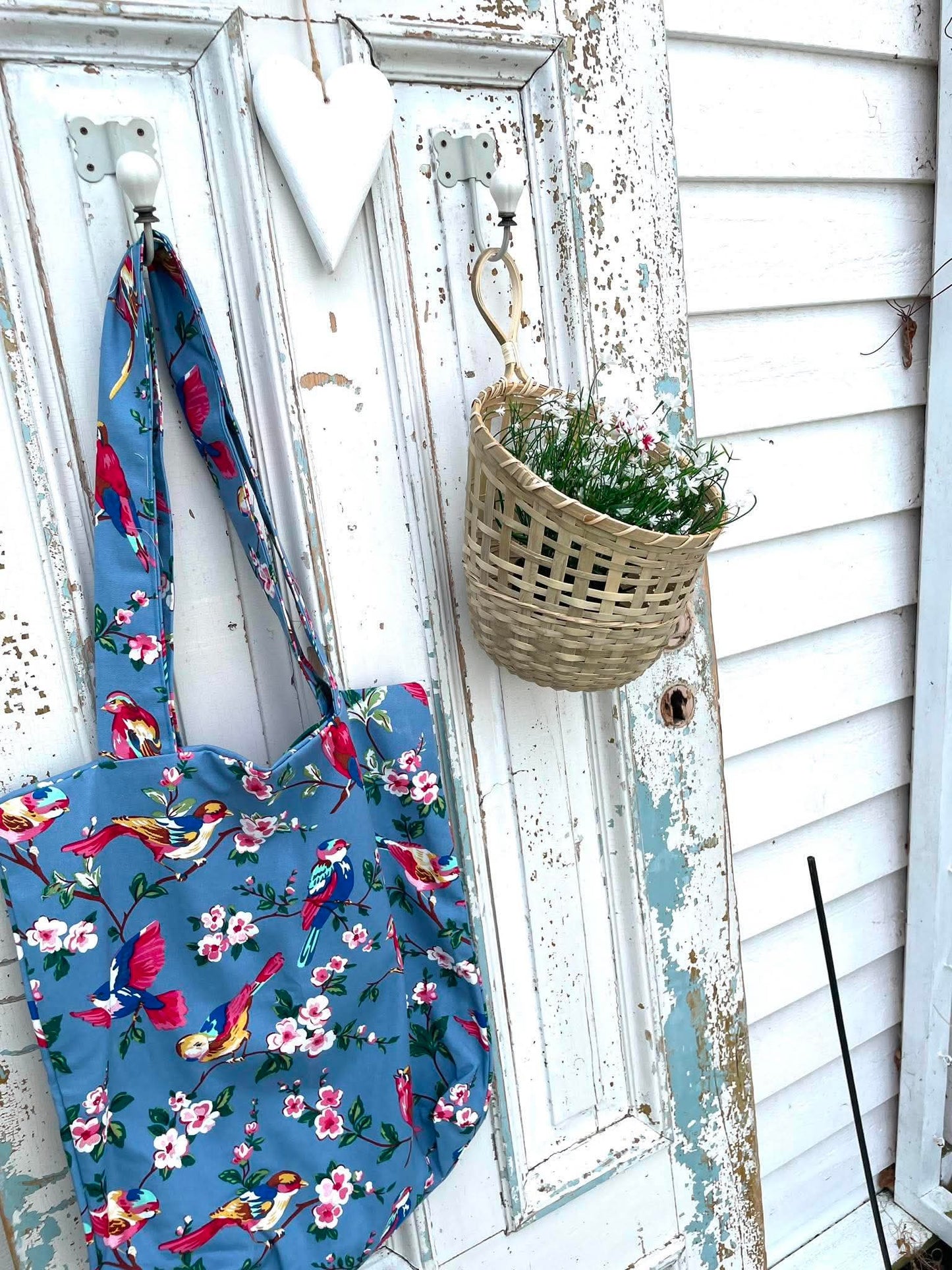 Tote bag